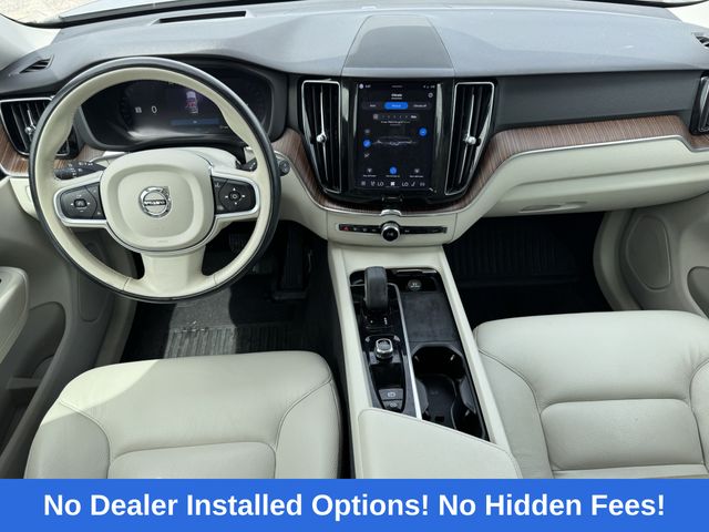 2022 Volvo XC60 B5 Momentum - 8