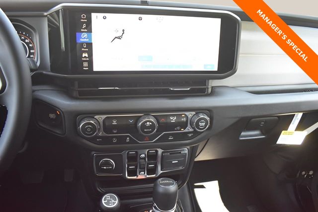 New Car 2025 Jeep Gladiator  Sport S For Sale Under $40,000 In Austin, Texas