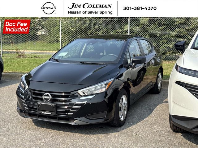 Super Black Metallic 2025 Nissan Versa Sedan Front-Wheel Drive Continuously Variable Transmission