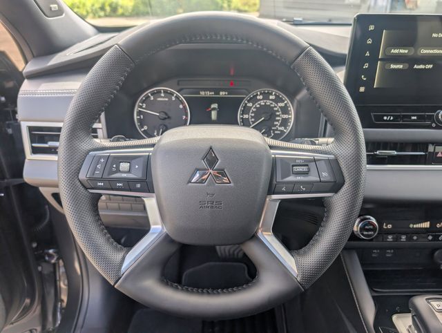 2026 Mitsubishi Outlander LE Gray at North Houston Mitsubishi