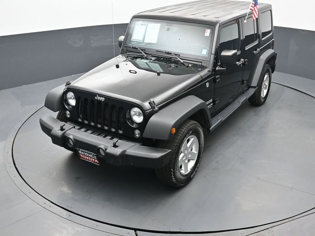 2017 Jeep Wrangler Unlimited Sport 31