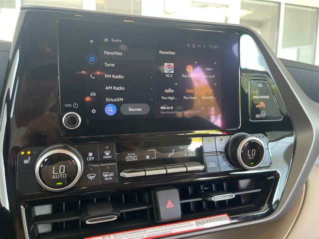 Used 2025 Toyota Highlander SUV
