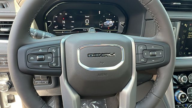 2024 GMC Yukon XL Denali 35