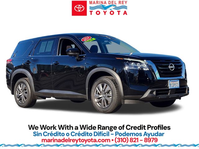 2024 Nissan Pathfinder S's photo