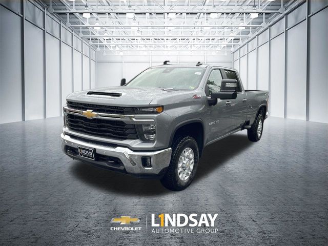 Sterling Gray Metallic 2025 Chevrolet Silverado 2500HD LT Crew Cab 4WD Pickup Truck Four-Wheel Drive Automatic