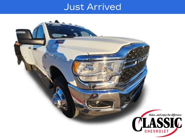 2023 RAM 3500 Big Horn Crew Cab LB DRW 4WD