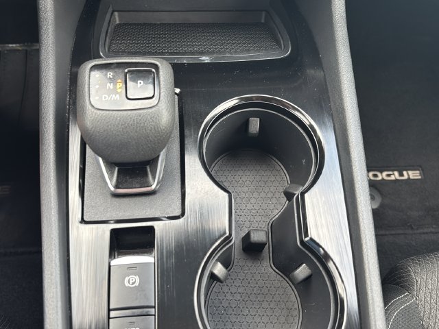 Used 2025 Nissan Rogue SUV