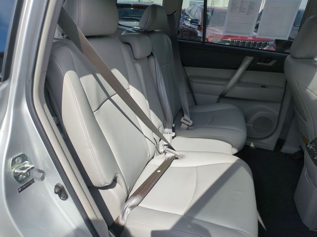 used 2012 Toyota Highlander car, priced at $12,331