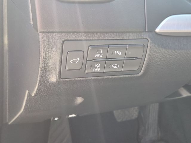 Used 2021 White Mazda Grand Touring image 17