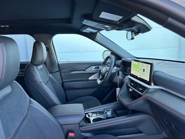 2026 Ford Explorer ST - 11