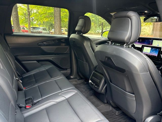 Used 2024 Gray Lincoln Premiere image 18