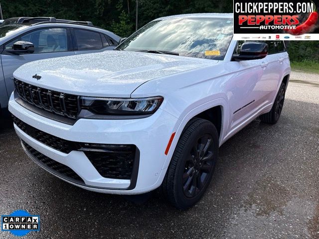 Bright White Clearcoat 2026 Jeep Grand Cherokee SUV / Crossover Four-Wheel Drive 8-Speed Automatic