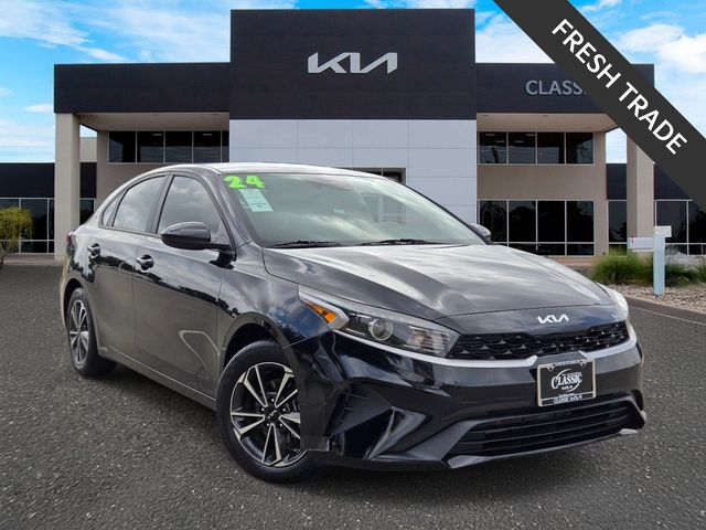 2024 Kia Forte LXS FWD
