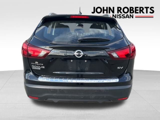 2017 Nissan Rogue Sport SV 5