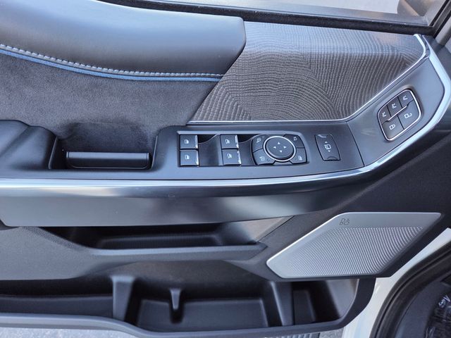 New 2025 Ford Super Duty F-350 Crew Cab Platinum