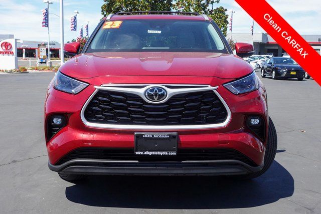 used 2023 Toyota Highlander car, priced at $34,099