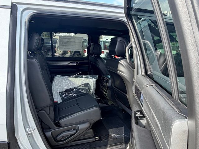 new 2026 Jeep Grand Wagoneer car, priced at $70,539