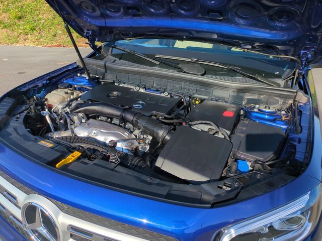 Used 2023  Mercedes-Benz GLB 250 image 36