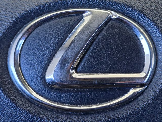 Used 2008  Lexus 250 image 11
