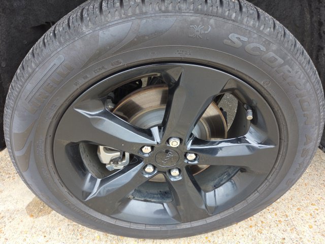 Certified Used 2025 Gray Jeep Limited image 12