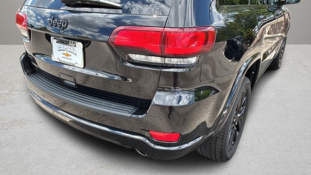 Used 2022 Black Jeep Laredo X image 41