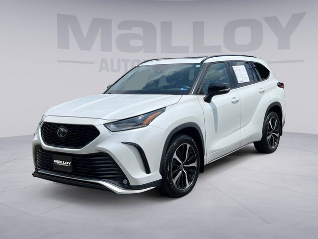 2022 Toyota Highlander XSE AWD