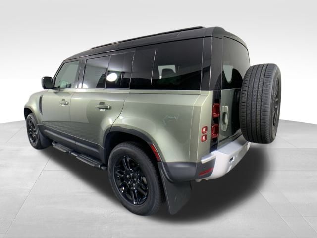 2025 Land Rover Defender 110 S 5