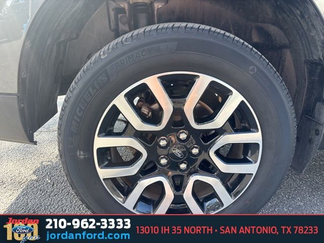 Used Car 2023 Ford Maverick  Lariat For Sale Under $30,000 In San Antonio, Texas
