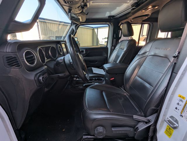 2020 Bright White Clearcoat Jeep Wrangler Unlimited Sahara 4X4 SUV