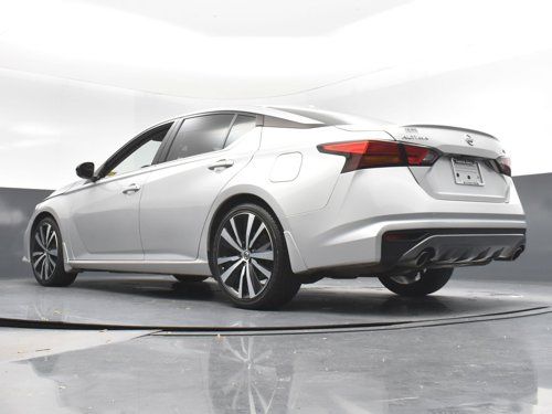 2019 Nissan Altima 2.5 SR 8