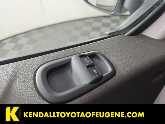 Used 2023 White Ford XLT image 19