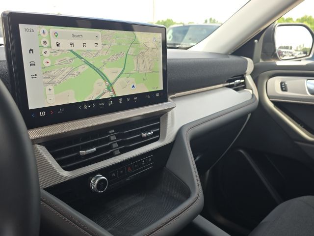 2025 Ford Explorer Active:B02488