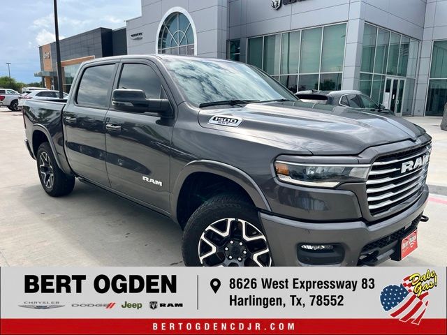 Crystal Metallic 2025 RAM 1500 Pickup Truck Four-Wheel Drive 8-Speed Automatic