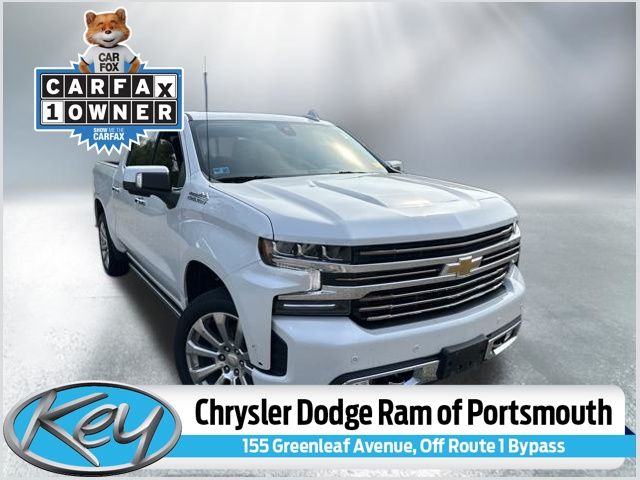 White (Iridescent Pearl Tricoat) 2022 Chevrolet Silverado 1500 Pickup Truck Four-Wheel Drive Automatic