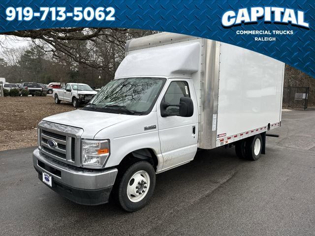 2025 Ford E-Series DRW E-350 Super Duty 158 in WB's photo