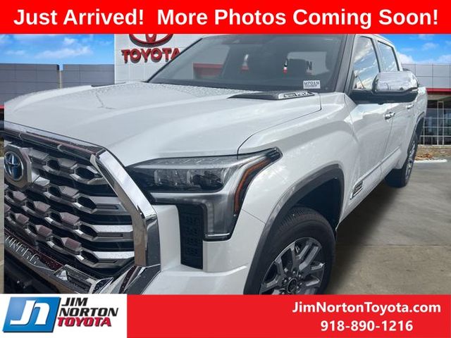 2024 Toyota Tundra Hybrid 1794 Edition 2