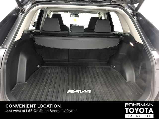 2019 Toyota RAV4 XLE 25