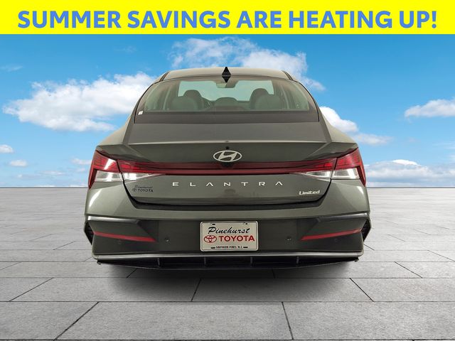Used 2024 Hyundai Elantra Sedan