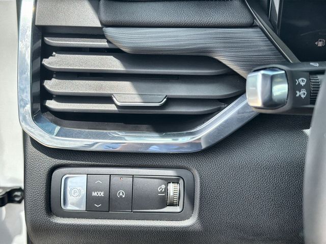 2026 GMC Acadia #17