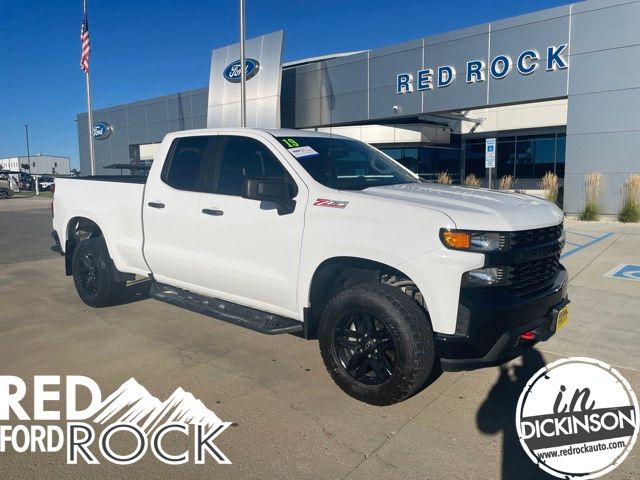 Summit White 2019 Chevrolet Silverado 1500 Pickup Truck Four-Wheel Drive 6-Speed Automatic Overdrive