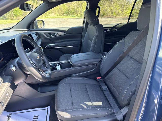 2026 Chevrolet Traverse - Image 24