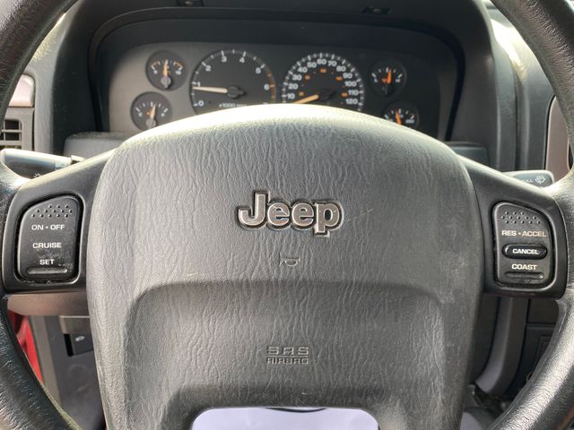 2004 Jeep Grand Cherokee Laredo 9