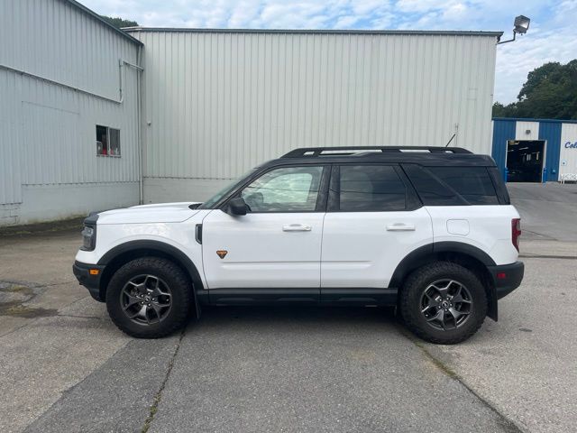 Used 2022 White Ford Badlands image 9