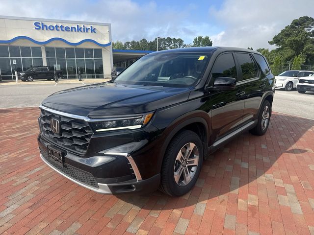 2025 Honda Pilot EX-L 2WD's photo