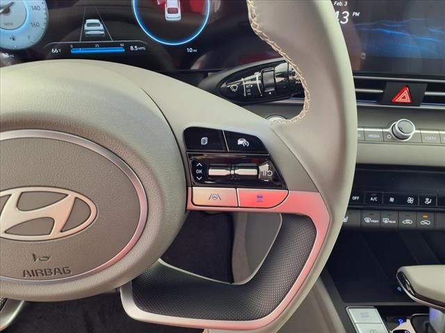 2025 Hyundai Elantra SEL Convenience photo