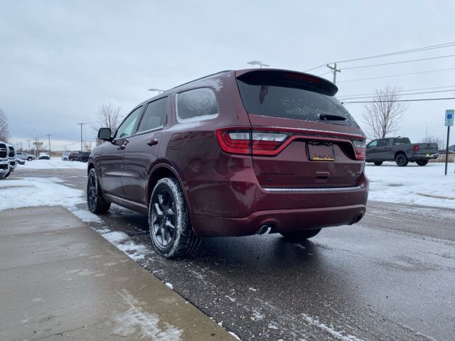 2026 Dodge Durango GT HEMI V8 - Octane Red Pearlcoat exterior view 7