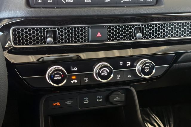 2025 Honda Civic LX - Photo 22
