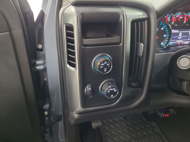 2016 – Chevrolet – Silverado 1500