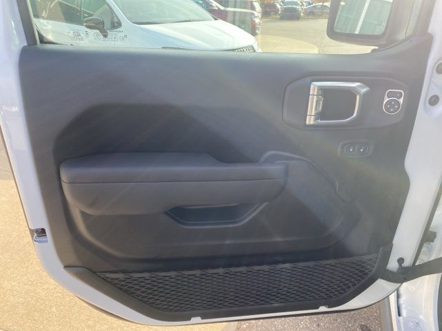 2026 Jeep Wrangler Willys - Bright White Clearcoat exterior view 12