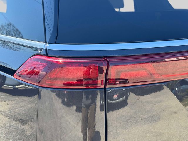 Used 2024 Gray Kia LX image 9